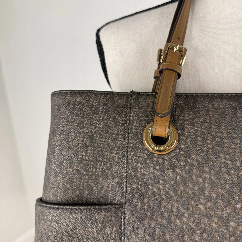 Michael Kors Jet Set Item Large East/West Top Zip Tote Iconic Brown Monogram
